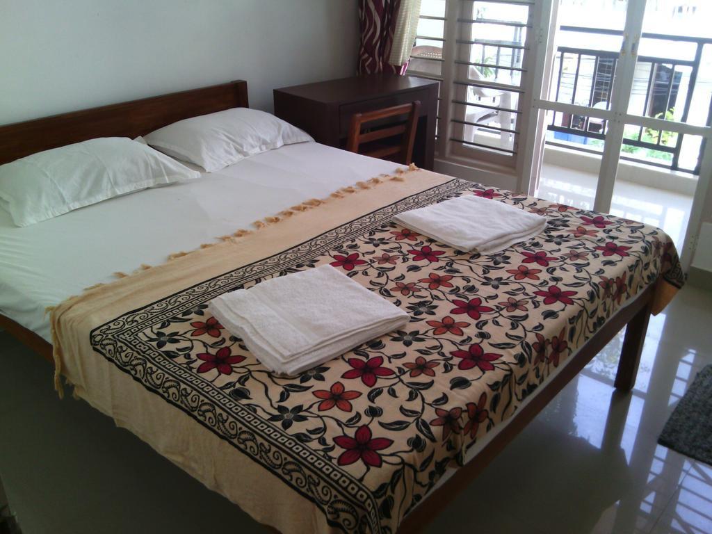Nathans Holiday Home Kochi Zimmer foto