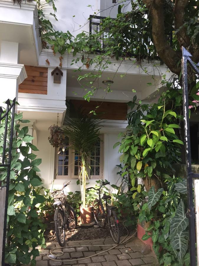 Nathans Holiday Home Kochi Exterior foto